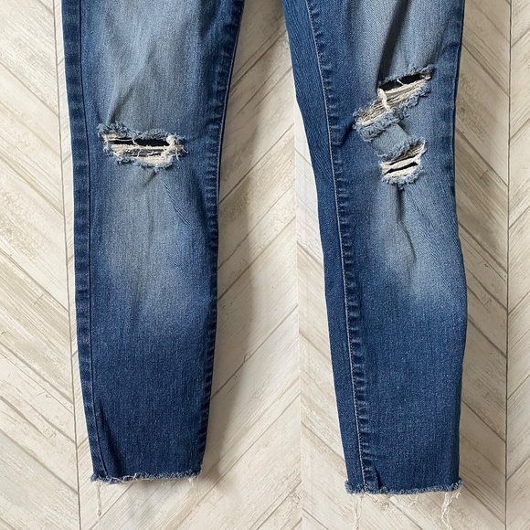 Guess Medium Rise Skinny Distressed Jeans - Picture 5 of 10
